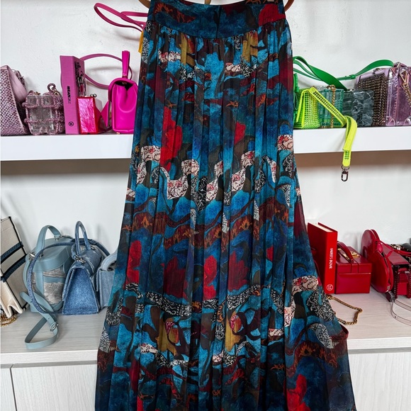 Alice + Olivia Blue Floral Print Maxi Skirt - Picture 3 of 4